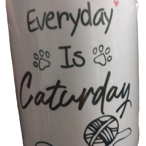 Fun Cat Lover Mug: "Everyday is Caturday" - Animated Cats: Flash & Marshmallow - Picture 4 of 8